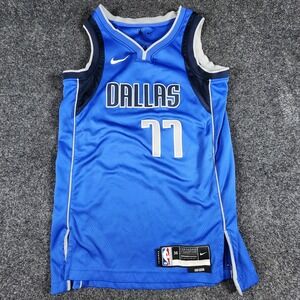 Luka Doncic #77 Dallas Mavericks Nike Jersey Men's XS Blue NBA Swingman Icon
